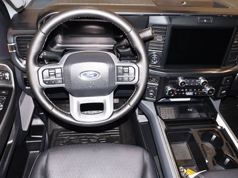 Certified 2025 Ford F350 Lariat w/ Lariat Ultimate Package image 23