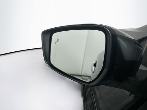 Used 2025 Nissan Leaf SV Plus FWD image 16
