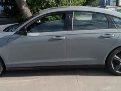 Used 2023 Honda Accord Sport image 2