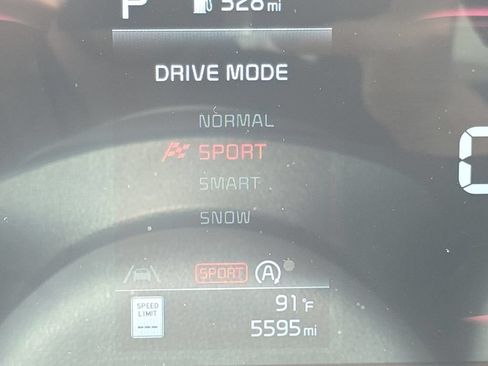 Used 2025 Kia Sportage X-Line w/ Premium Package AWD/4WD image 33