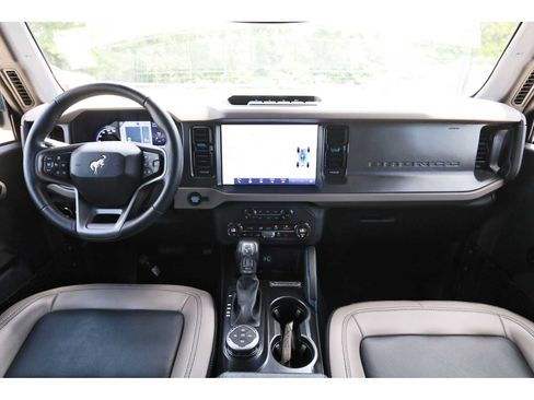 Used 2024 Ford Bronco Wildtrak AWD/4WD image 7