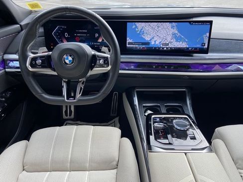 Certified 2023 BMW 760i xDrive 760i xDrive w/ Parking Assistance Package image 11