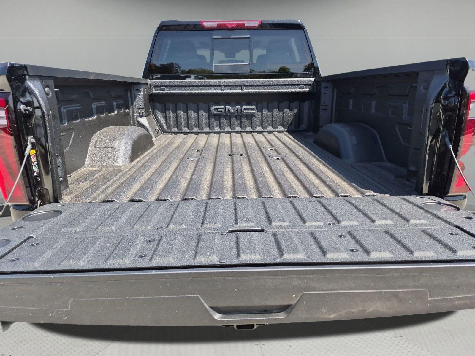 New 2026 GMC Sierra 2500 Denali w/ Denali Reserve Package AWD/4WD image 26