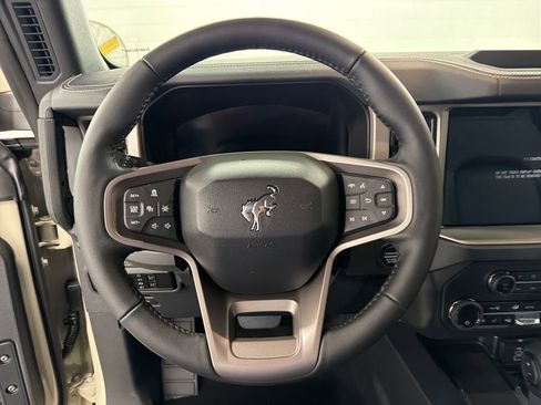 New 2026 Ford Bronco Outer Banks image 7