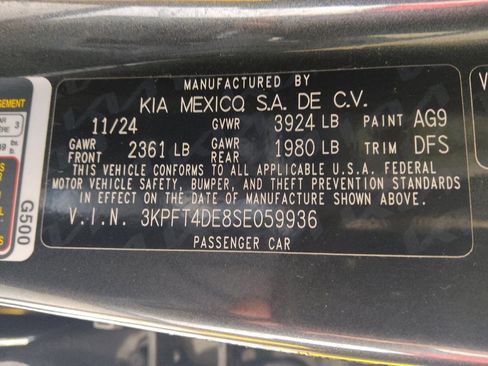 Used 2025 Kia K4 FWD image 33