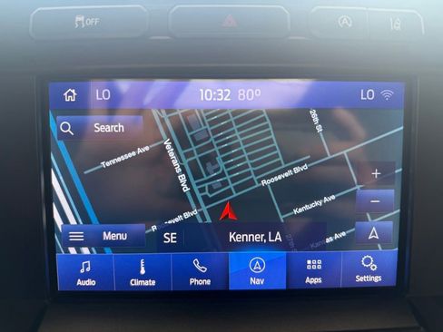 Used 2020 Ford F150 Lariat image 32