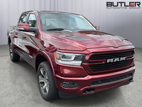 Used 2019 RAM 1500 Laramie w/ Sport Appearance Package AWD/4WD image 6