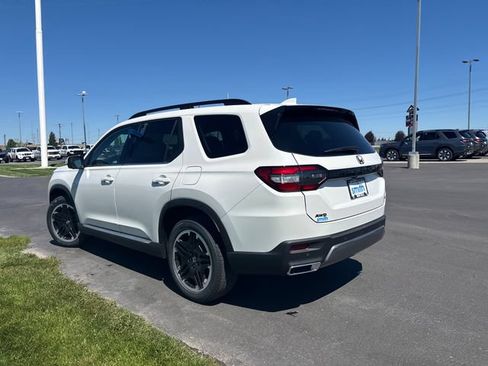 New 2026 Honda Pilot image 5