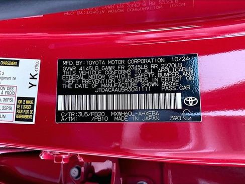 Used 2024 Toyota Prius LE FWD image 16