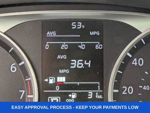 Used 2022 Nissan Kicks S image 39