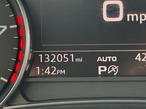Used 2018 Audi Q7 2.0T Premium Plus w/ Premium Plus Package AWD/4WD image 25
