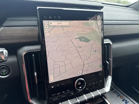 New 2026 GMC Acadia Denali Ultimate w/ LPO, Floor Liner Package image 20