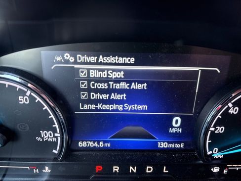 Used 2023 Ford Maverick Lariat FWD image 13