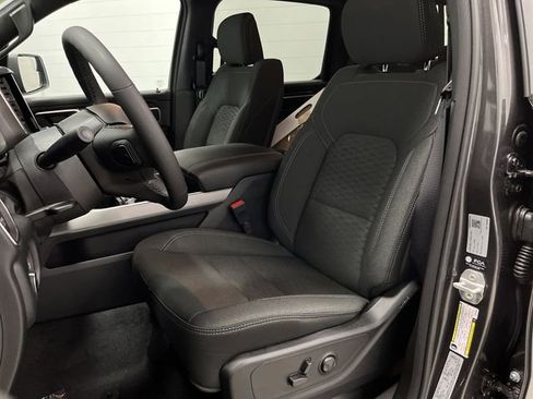 New 2026 RAM 1500 Big Horn w/ Night Edition image 4