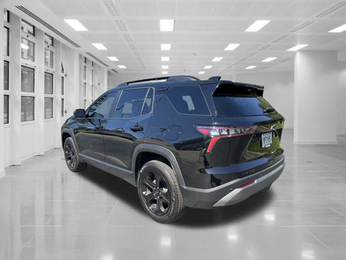 Used 2025 Chevrolet Equinox LT w/ Convenience Package II FWD image 7