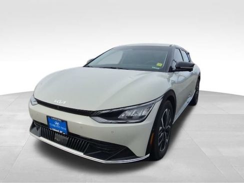 Used 2022 Kia EV6 Wind w/ Wind Technology Package image 59