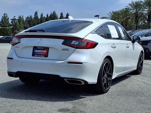 Used 2024 Honda Civic Sport Touring image 5
