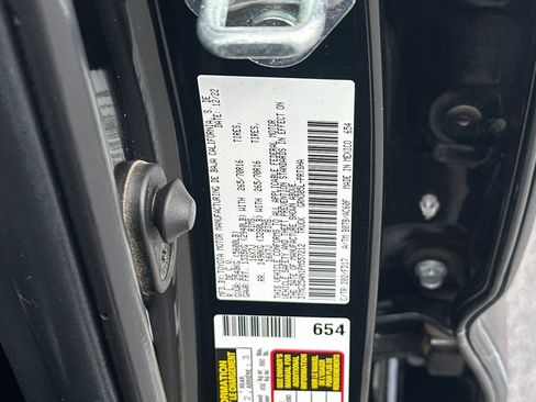 Used 2023 Toyota Tacoma TRD Off-Road AWD/4WD image 27