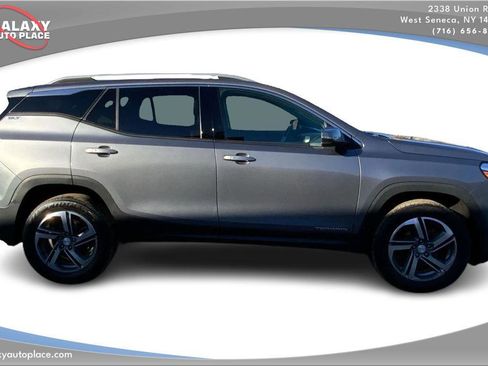 Used 2021 GMC Terrain SLT AWD/4WD image 4