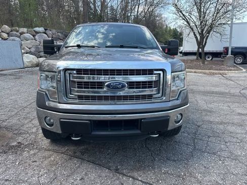 Used 2014 Ford F150 XLT w/ Equipment Group 302A Luxury AWD/4WD image 8