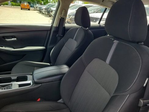 Certified 2024 Nissan Sentra SV FWD image 16