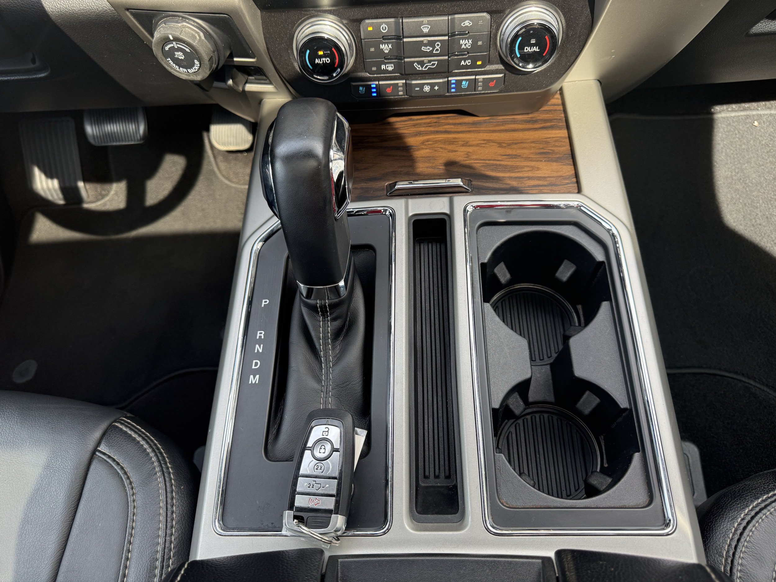 Used 2020 Ford F150 Lariat w/ Equipment Group 502A Luxury AWD/4WD image 18