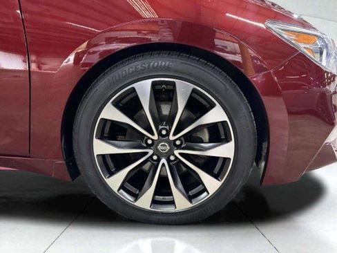 Used 2016 Nissan Maxima SR FWD image 61