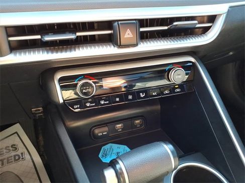 Used 2023 Kia K5 GT-Line image 29