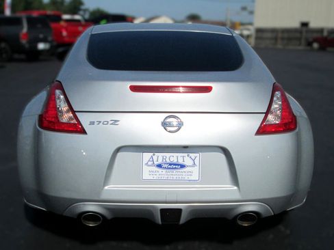 Used 2012 Nissan 370Z Coupe image 7