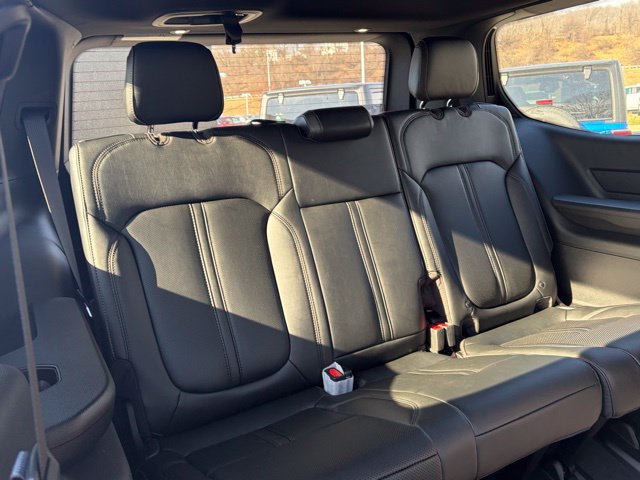 New 2026 Jeep Grand Wagoneer Limited AWD/4WD image 34