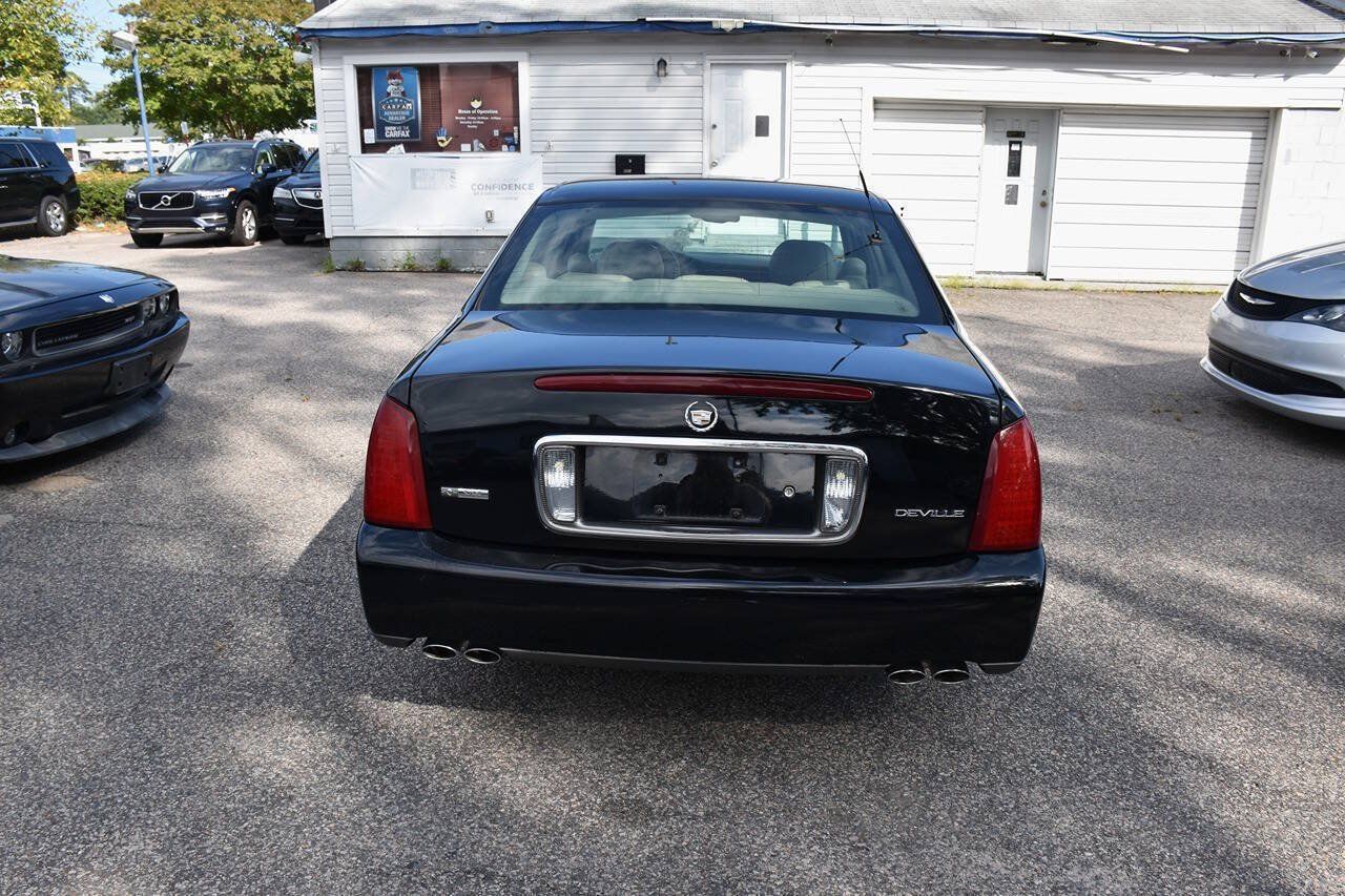 Used 2004 Cadillac De Ville FWD image 5