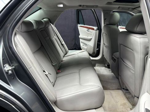 Used 2007 Cadillac DTS Luxury I w/ Sun And Sound Package image 32