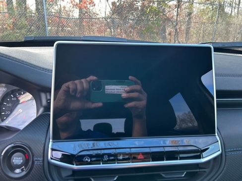 New 2026 Jeep Compass Latitude AWD/4WD image 16