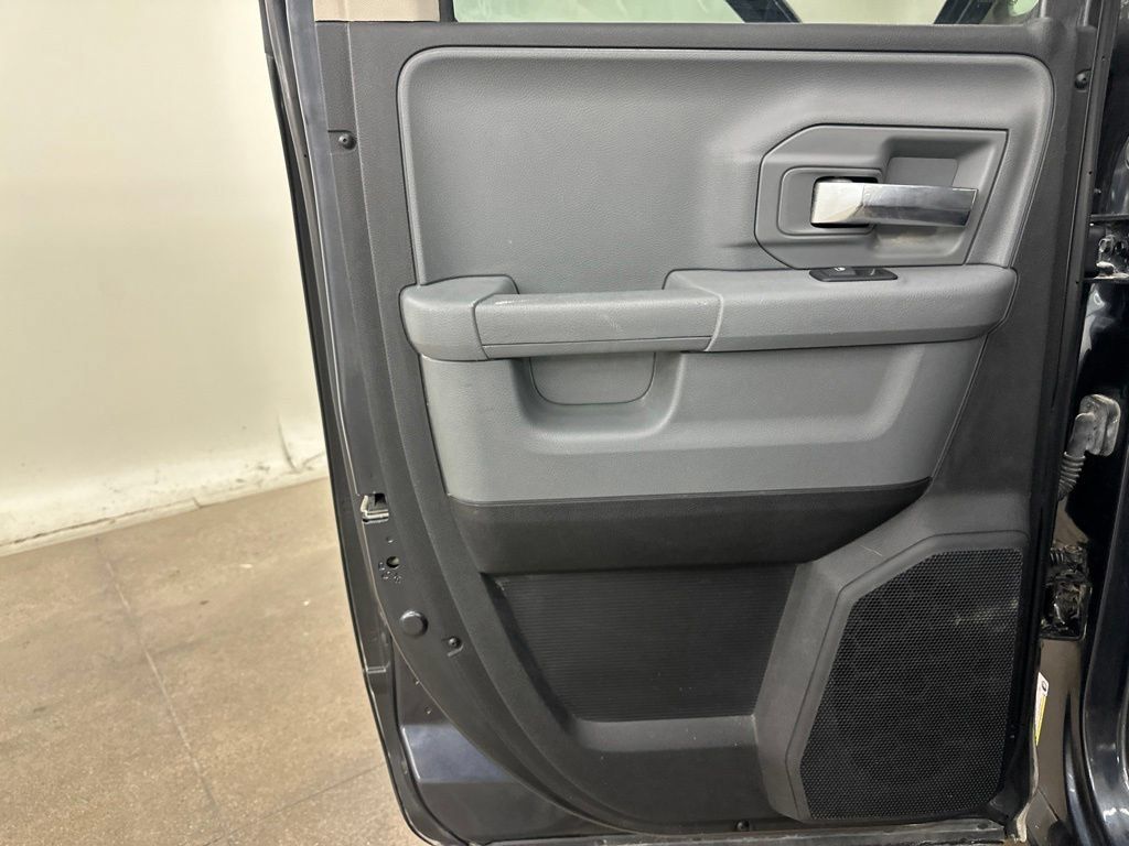Used 2015 RAM 1500 Big Horn AWD/4WD image 30