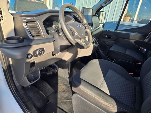 Used 2022 Ford E-Transit 148 High Roof w/ Load Area Protection Package image 30