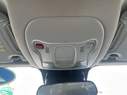 Used 2023 Jeep Renegade Latitude image 26