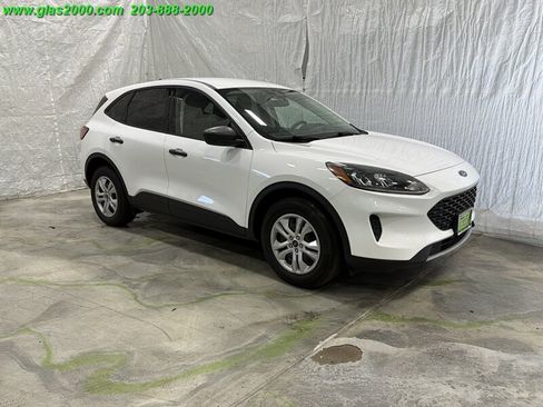 Used 2022 Ford Escape S AWD/4WD image 2