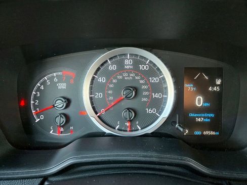 Used 2020 Toyota Corolla SE image 28