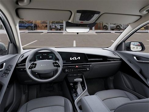 New 2026 Kia Niro EX image 14