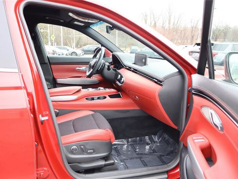 Used 2023 Genesis GV70 2.5T w/ Sport Prestige Package image 31