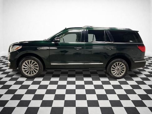 Used 2021 Lincoln Navigator 4WD image 2