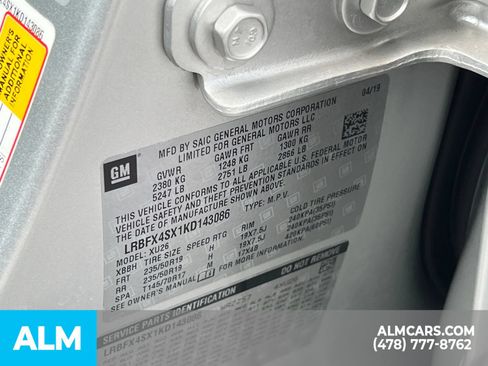 Used 2019 Buick Envision Premium w/ Driver Confidence Package AWD/4WD image 41
