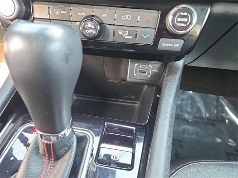 Used 2022 Jeep Compass Trailhawk image 26