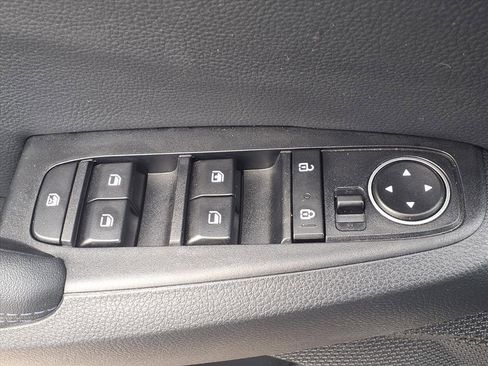 Used 2023 Kia Seltos Nightfall Edition image 10