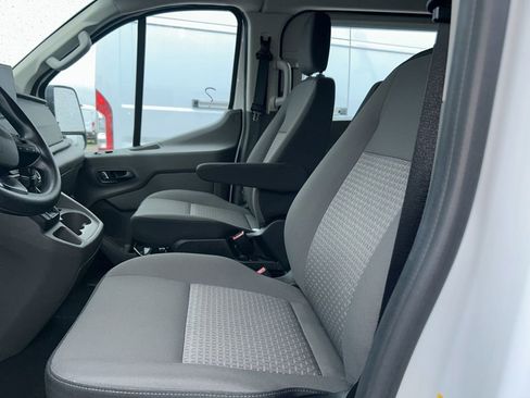 Used 2024 Ford Transit 350 XLT RWD image 7