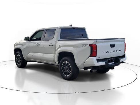Certified 2025 Toyota Tacoma TRD Sport RWD image 5