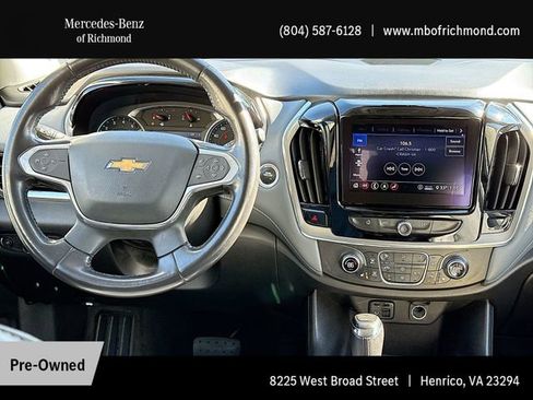 Used 2020 Chevrolet Traverse LT w/ LT Premium Package image 17