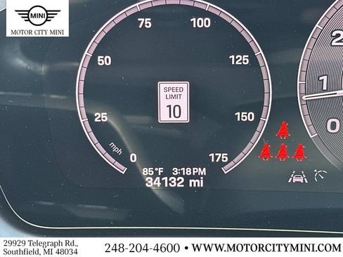 Used 2024 Porsche Cayenne AWD/4WD image 25