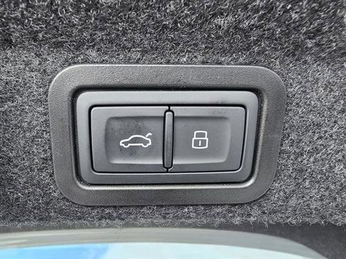 New 2025 Audi S6 Prestige image 14