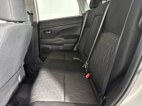 Used 2025 Mitsubishi Outlander Sport ES AWD/4WD image 21